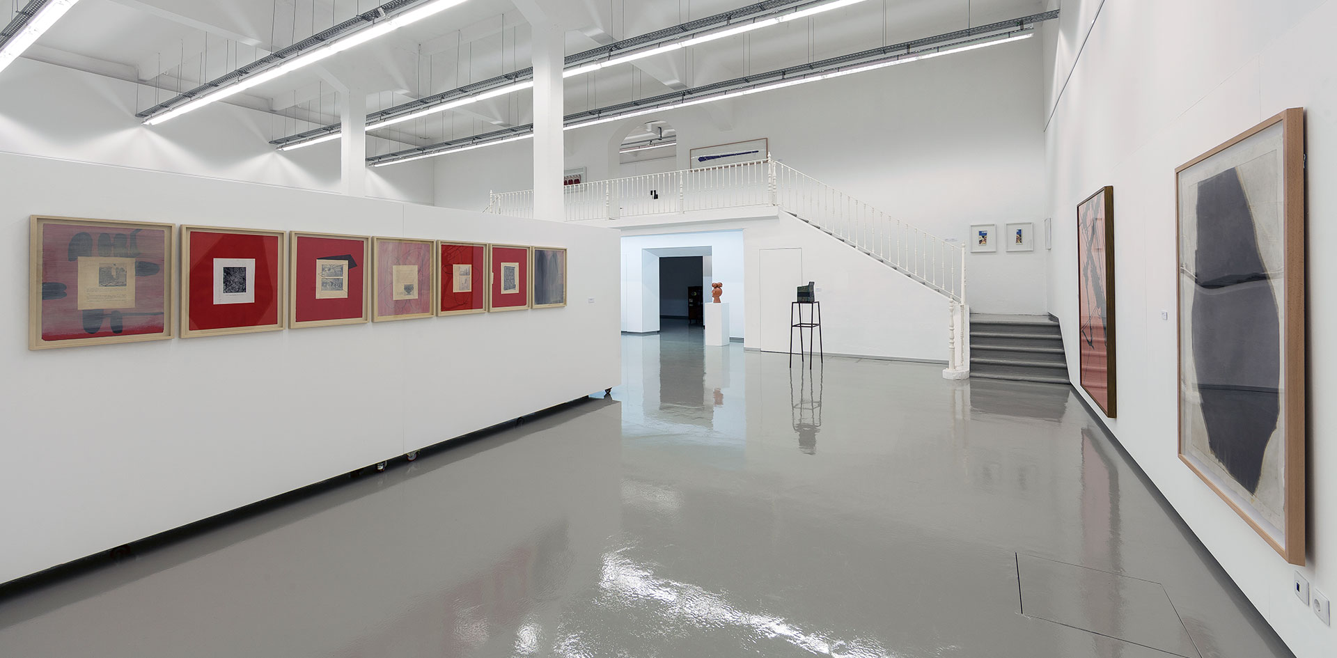 Espaço interior da galeria Quartel - Galeria Municipal de Arte