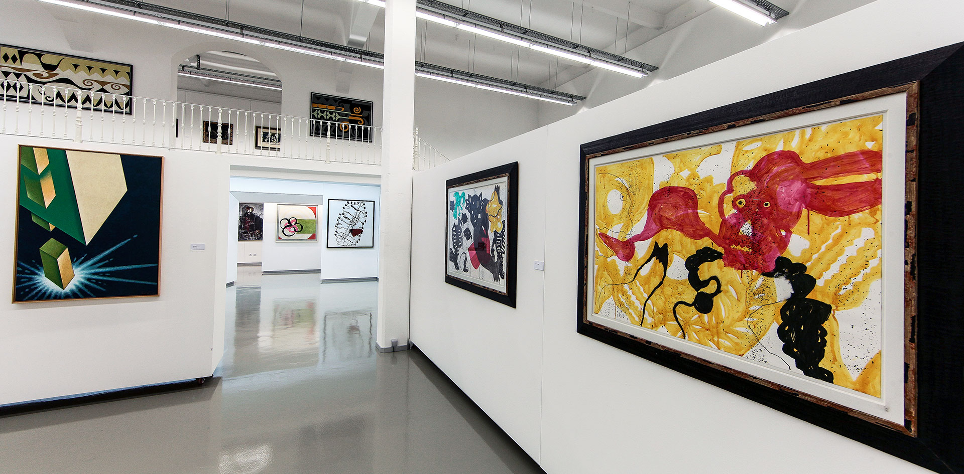 Espaço interior da galeria Quartel - Galeria Municipal de Arte